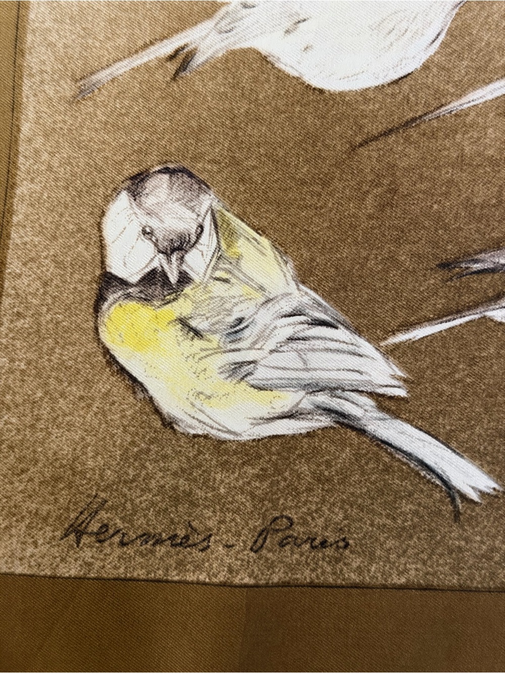 Hermes Les Mesanges silk scarf. - Picture 3 of 15